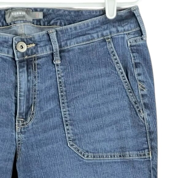 Torrid Women's Blue Denim Ankle Jeans Size 14Regular Distressed Mid Rise Stretch - Picture 5 of 14